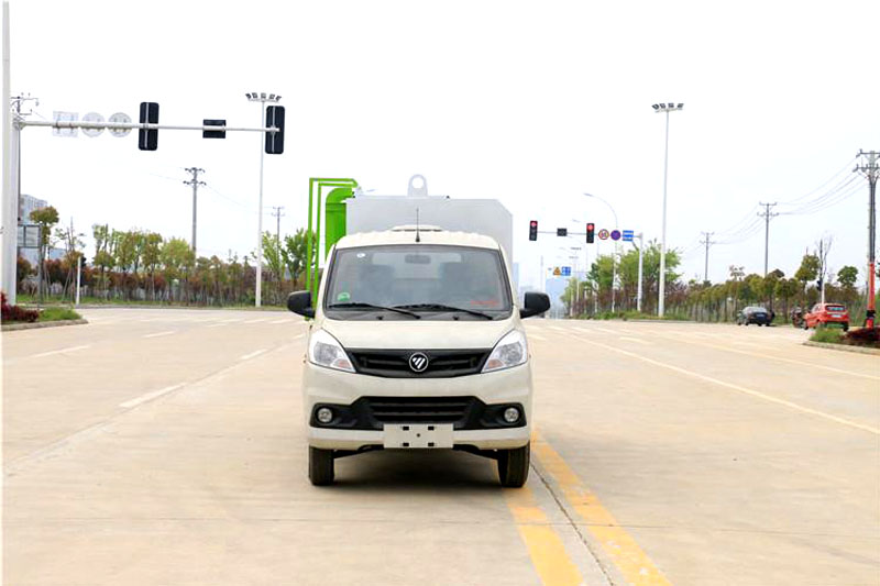 福田祥菱側掛桶垃圾車圖片2