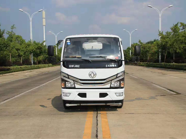 藍牌5方東風多功能綠化灑水車（抑塵車）圖片2